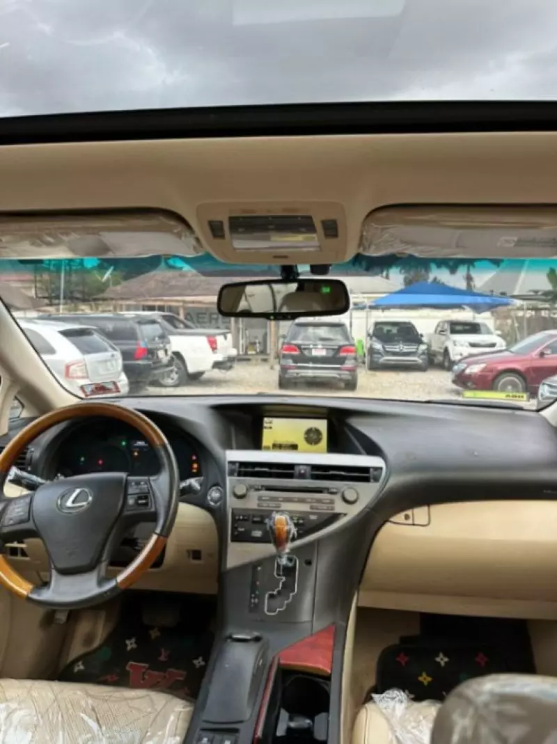 Lexus RX 350   - 2010