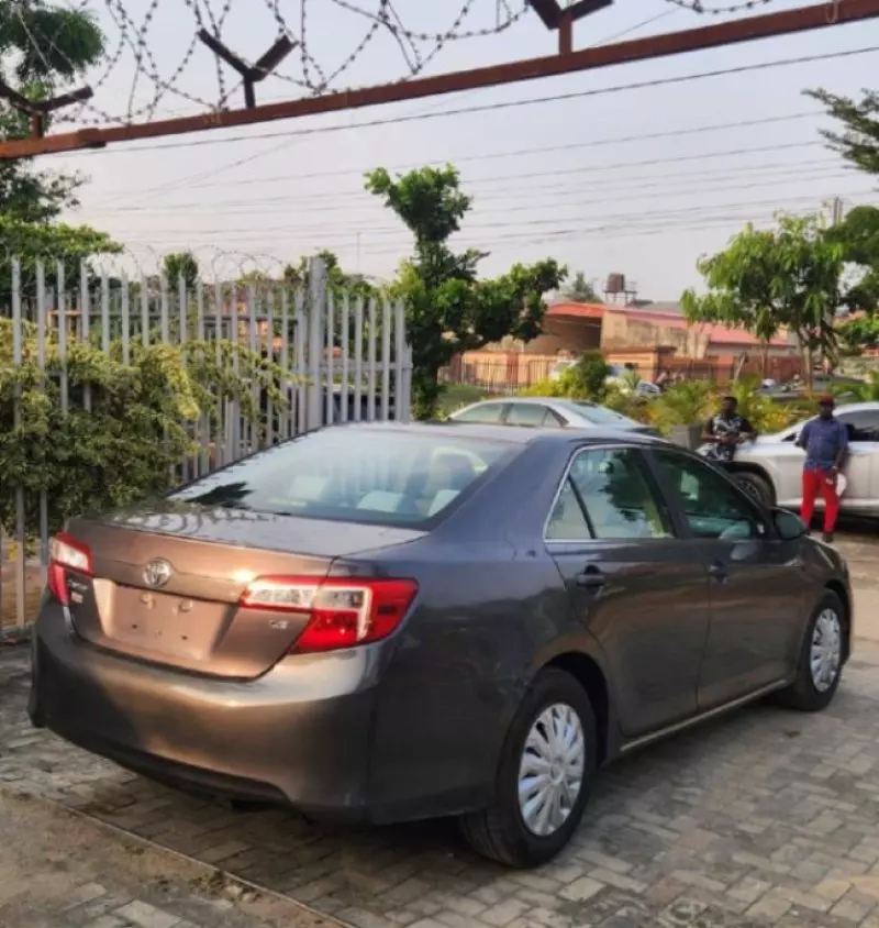 TOYOTA Camry   - 2014