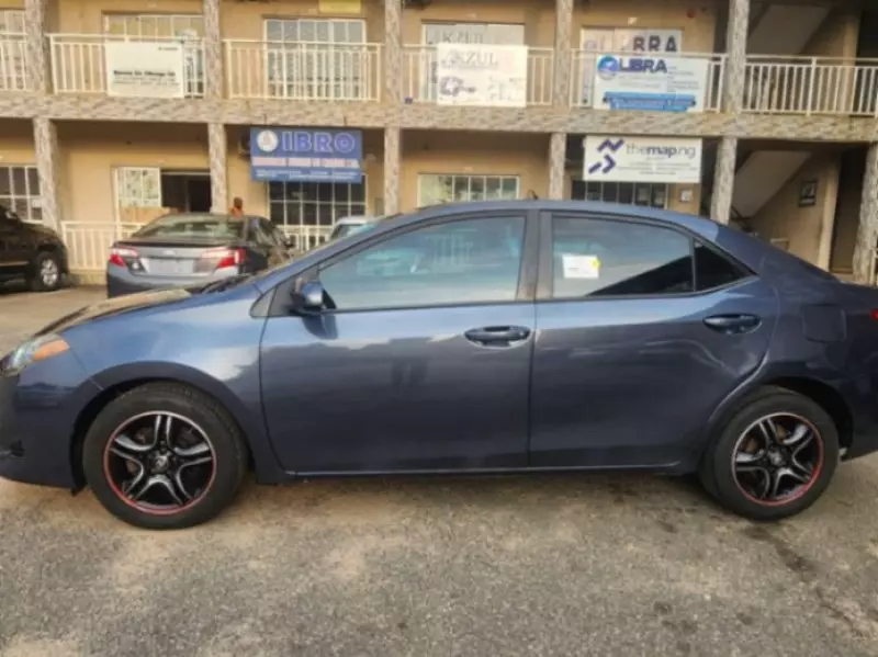 Toyota Corolla   - 2017