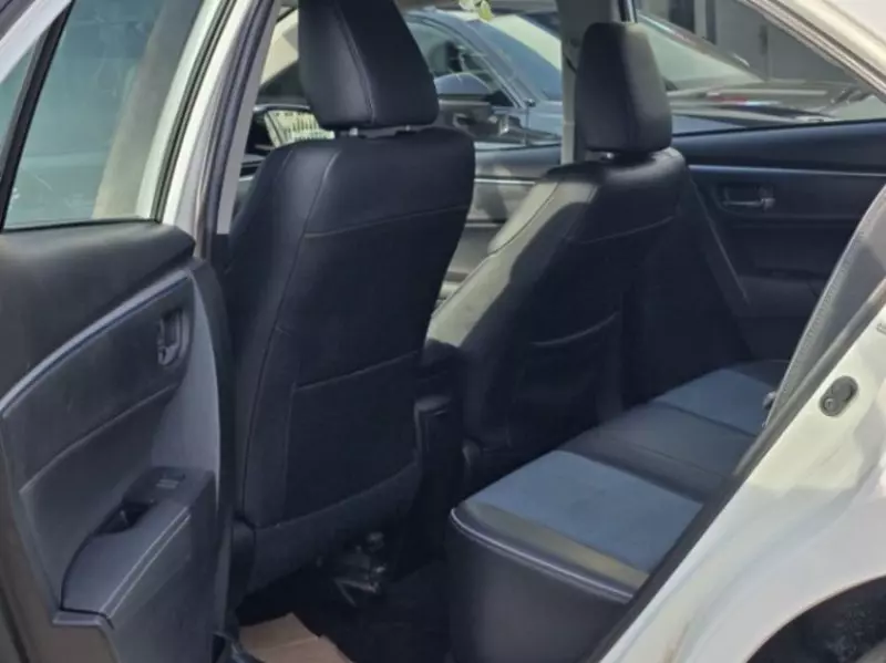 Toyota Corolla   - 2015