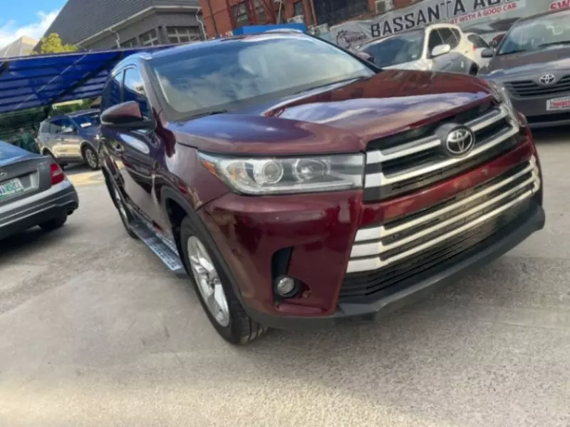 TOYOTA Highlander   - 2015