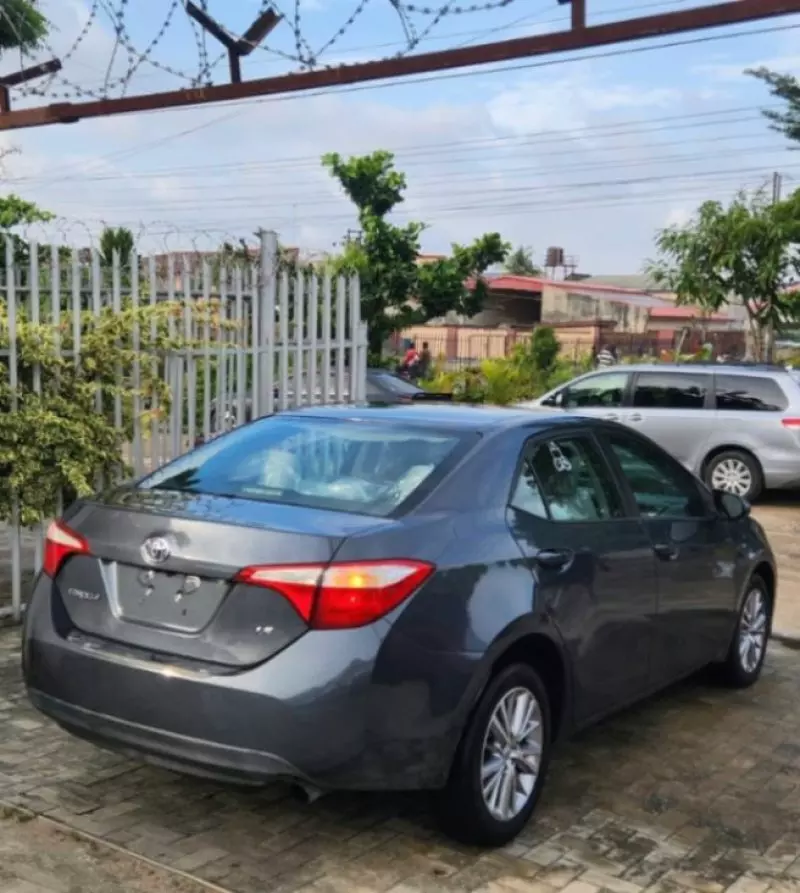 TOYOTA Corolla   - 2014