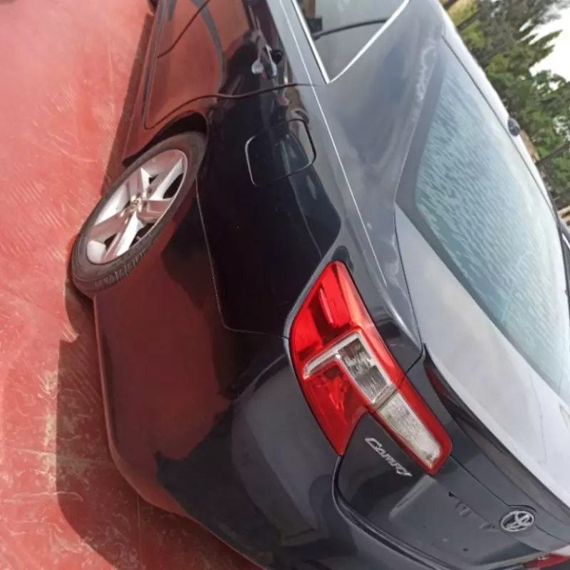 TOYOTA Camry   - 2012