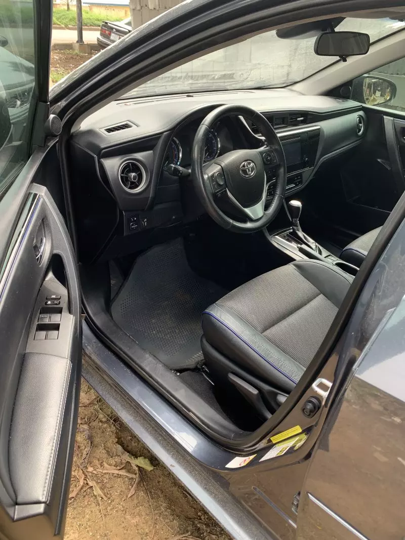 Toyota Corolla   - 2017