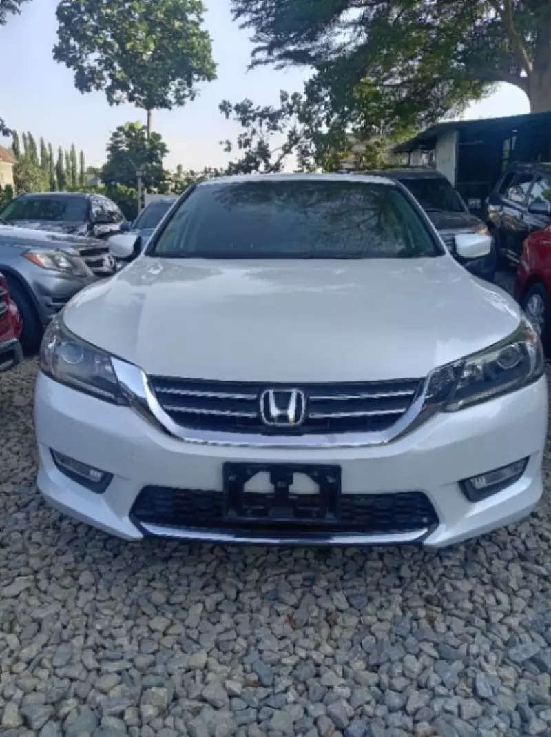 Honda Accord   - 2015