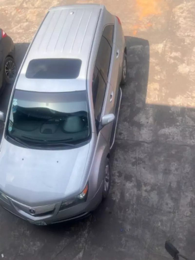 Acura MDX   - 2010