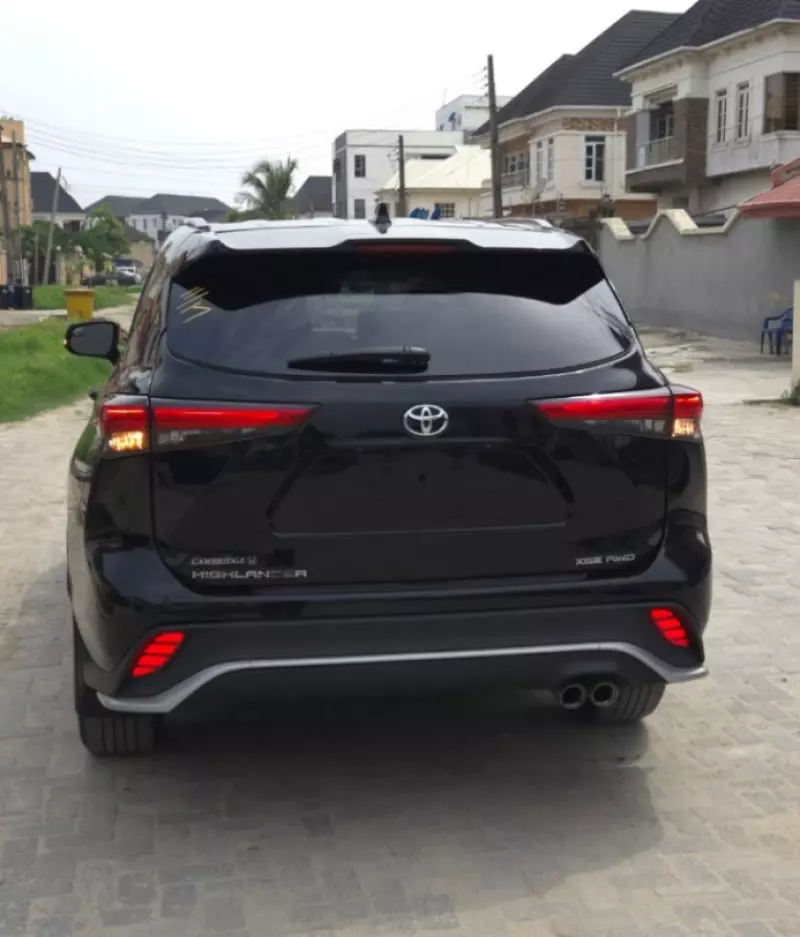 TOYOTA Highlander   - 2023