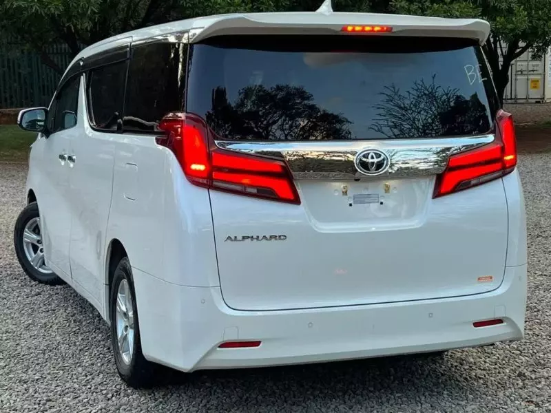 TOYOTA Alphard   - 2019