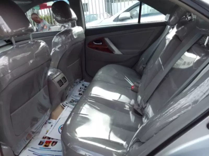 TOYOTA Camry   - 2010