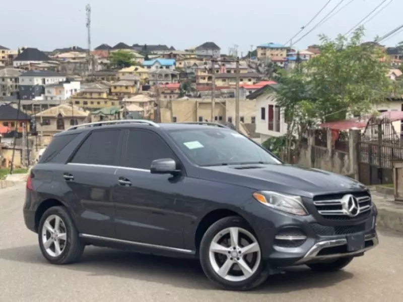 Mercedes-Benz GLE-Class   - 2016