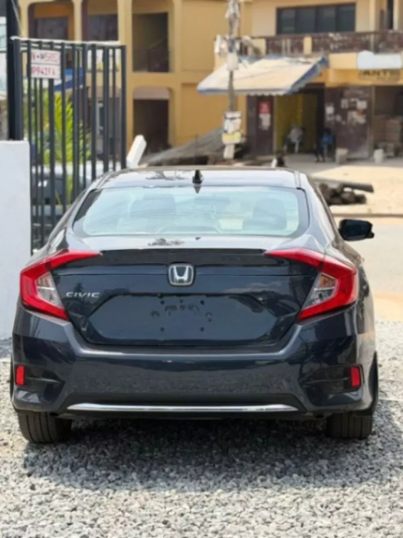 Honda Civic   - 2019