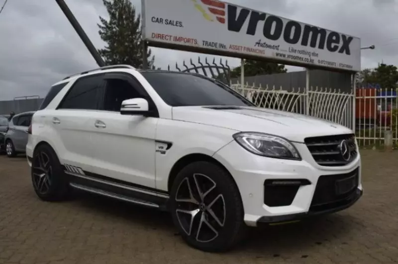 Mercedes-Benz ML 63 AMG   - 2015