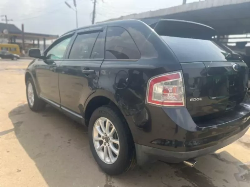 Ford Edge - 2010