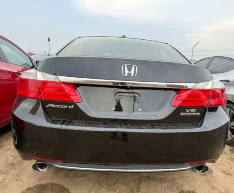 Honda Accord   - 2015