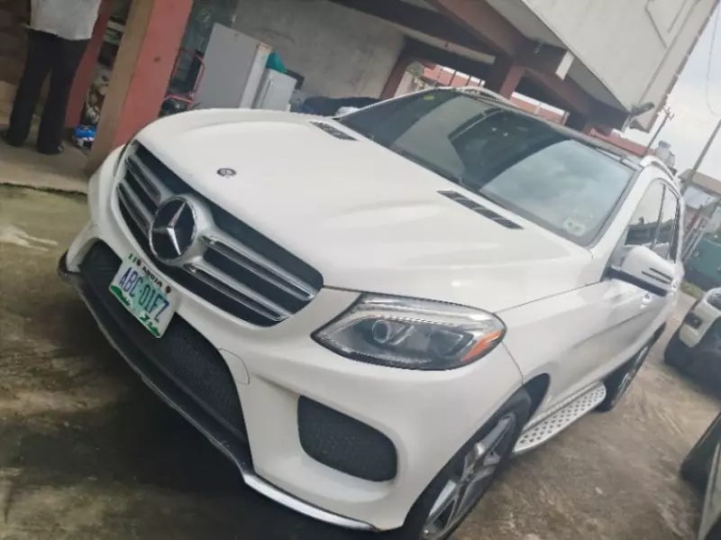 Mercedes-Benz GLE 350   - 2016