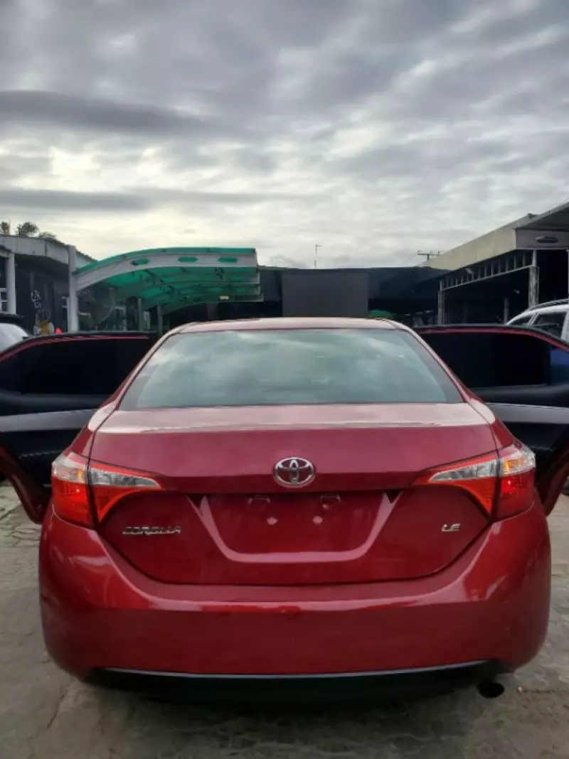 TOYOTA Corolla   - 2016