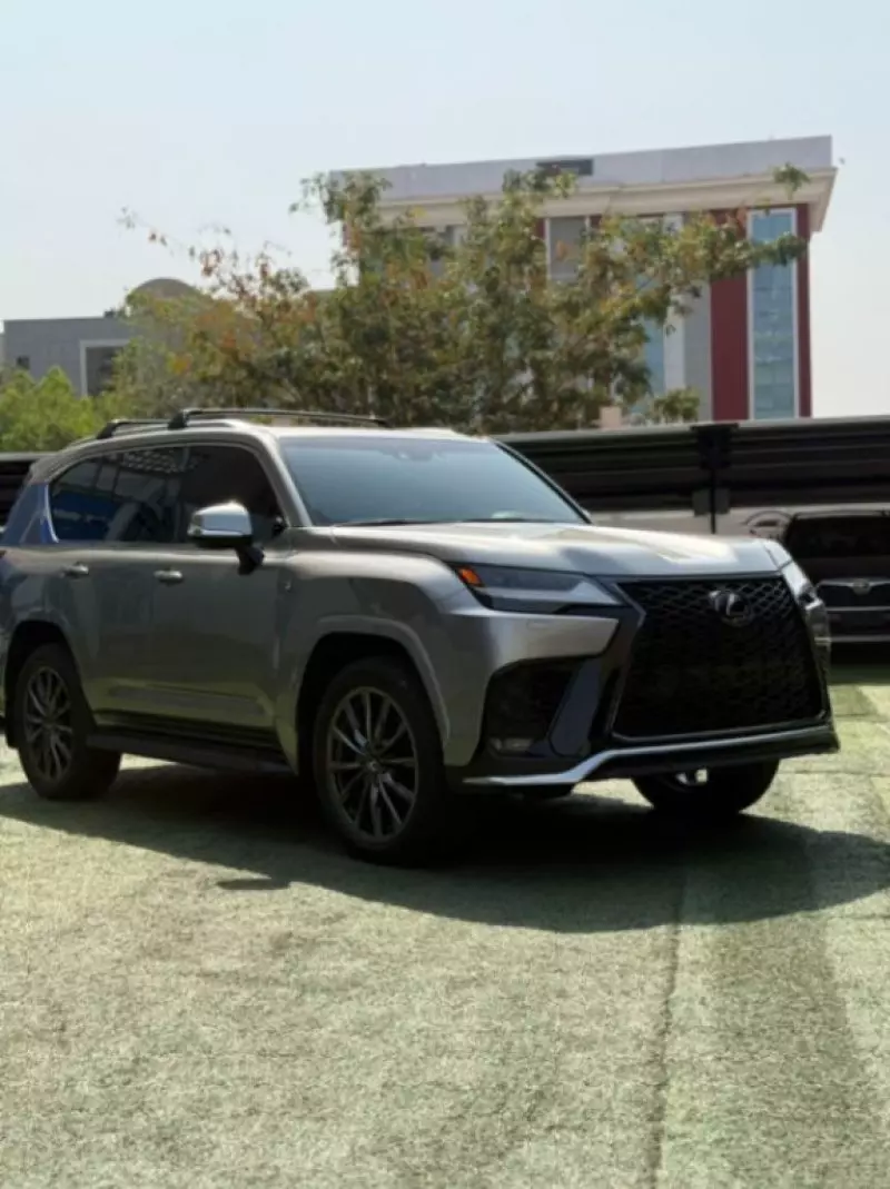 Lexus LX 600 - 2023