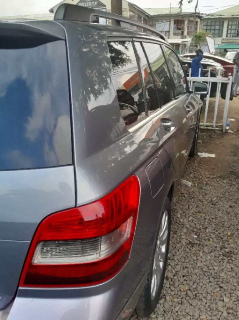 Mercedes-Benz GLK 300   - 2012