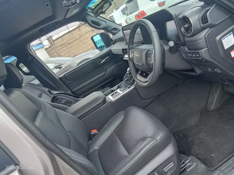 TOYOTA Landcruiser Prado - 2024