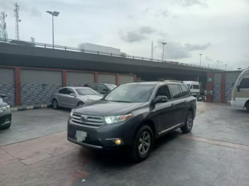 Toyota Highlander   - 2008