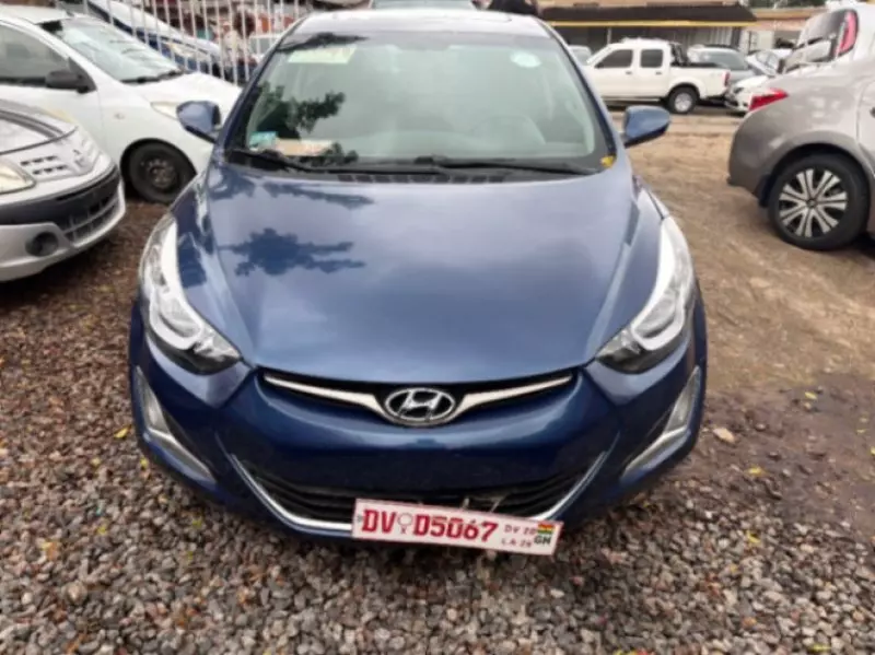 Hyundai Elantra   - 2015