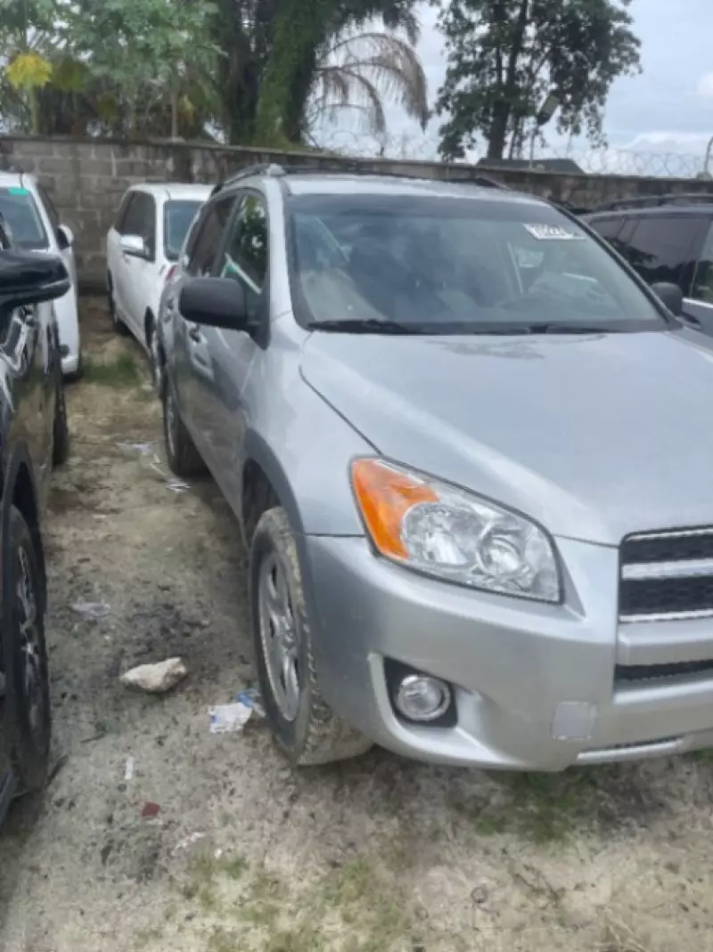 TOYOTA RAV 4   - 2012