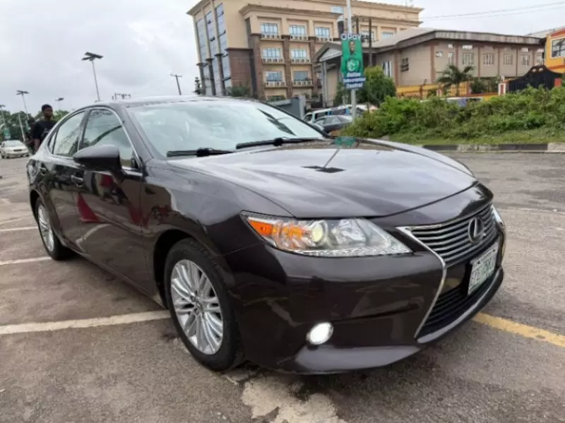 Lexus ES 350   - 2013
