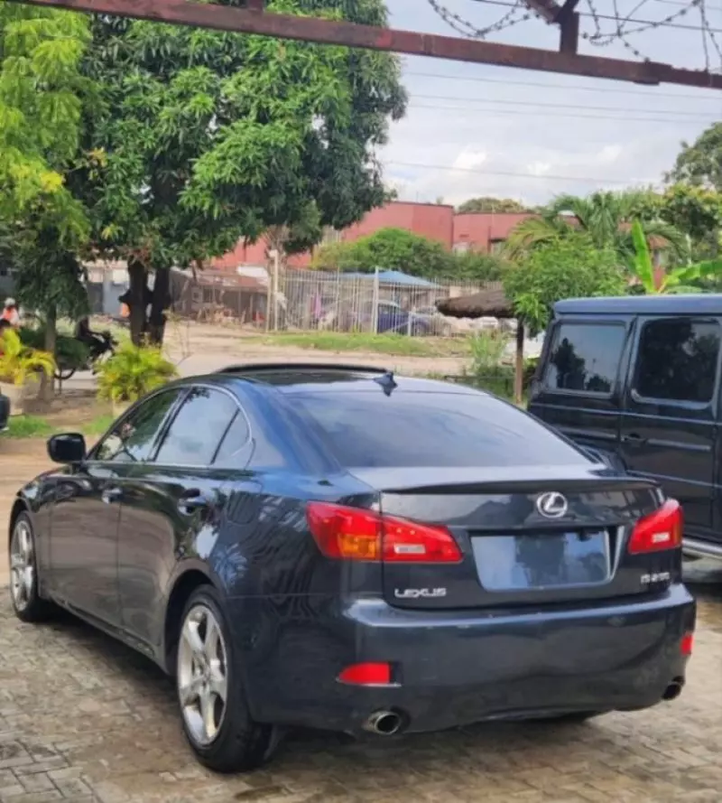 Lexus IS   - 2008