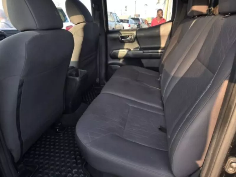 TOYOTA Tacoma   - 2016