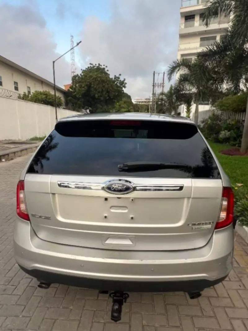Ford Edge   - 2013
