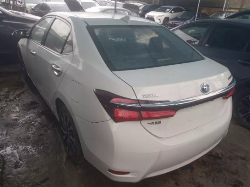 TOYOTA Corolla   - 2018