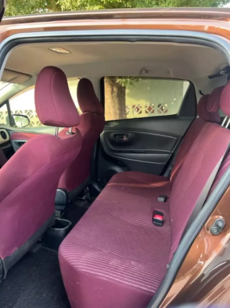 Toyota Vitz   - 2014