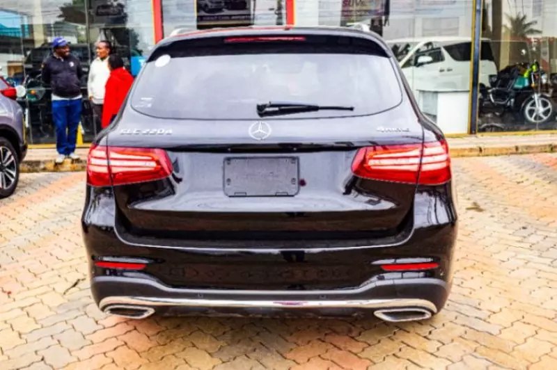 Mercedes-Benz GLC 220   - 2018