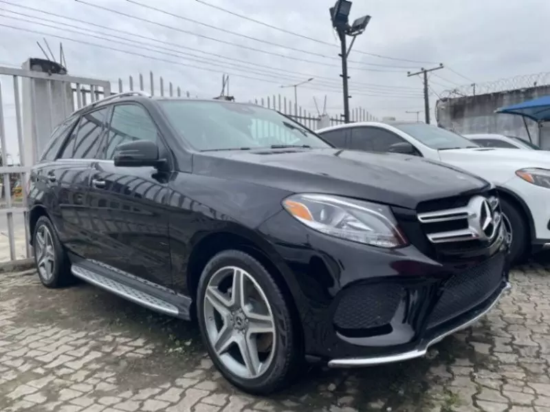 Mercedes-Benz Gle-class   - 2017