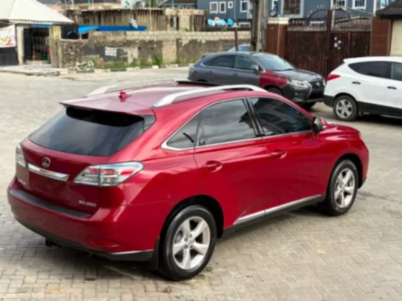 Lexus RX 350   - 2010