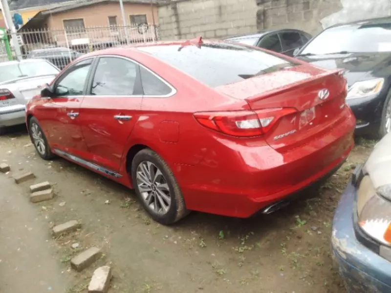 Hyundai Sonata   - 2017