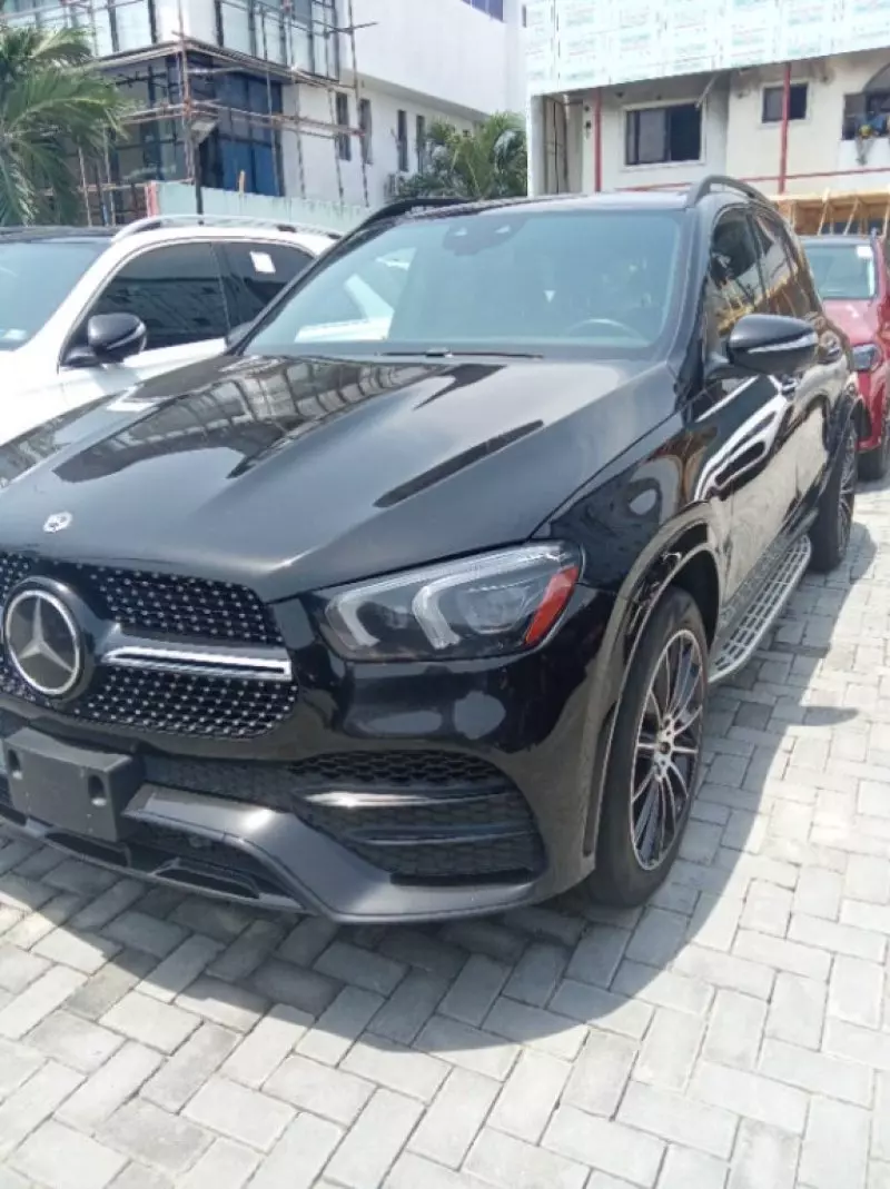 Mercedes-Benz GLE-Class   - 2022