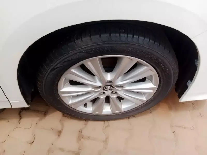 Toyota Alphard   - 2016