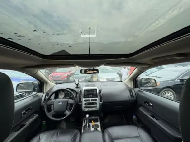 Ford Edge - 2010