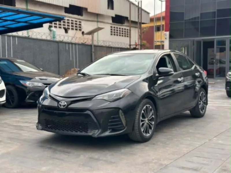 TOYOTA Corolla - 2016