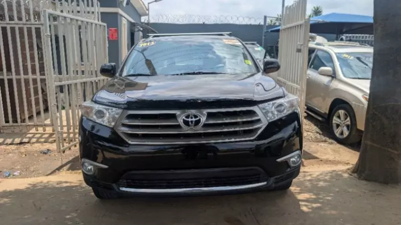 TOYOTA Highlander   - 2013
