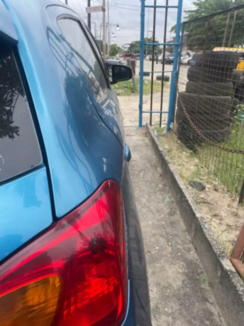 Mitsubishi Mirage   - 2015
