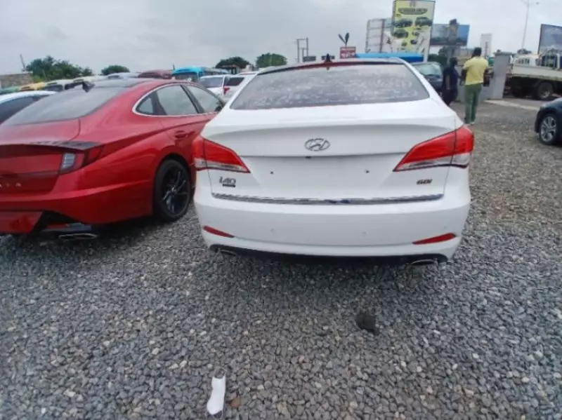 Hyundai i40   - 2012