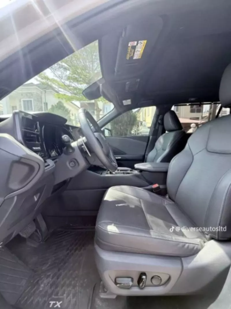 Lexus TX   - 2024
