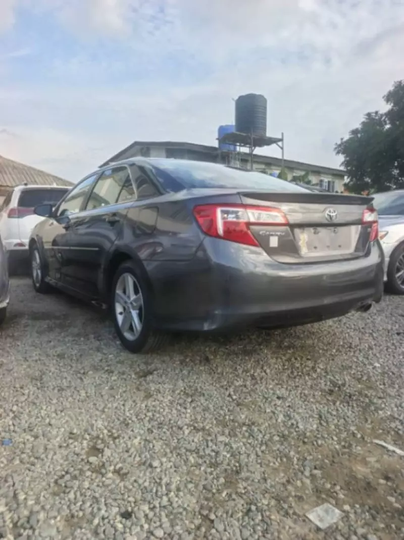 TOYOTA Camry   - 2014