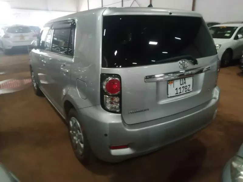 Toyota Rumion - 2010