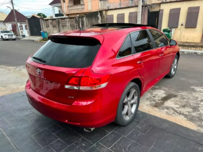TOYOTA Venza   - 2010