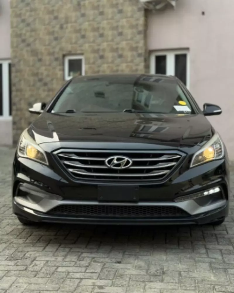 Hyundai Sonata   - 2017