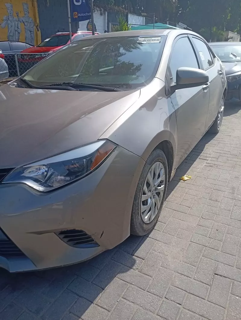 Toyota Corolla   - 2015
