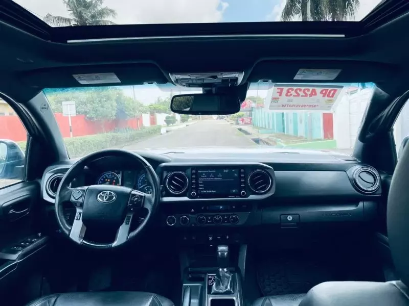 TOYOTA Tacoma   - 2022
